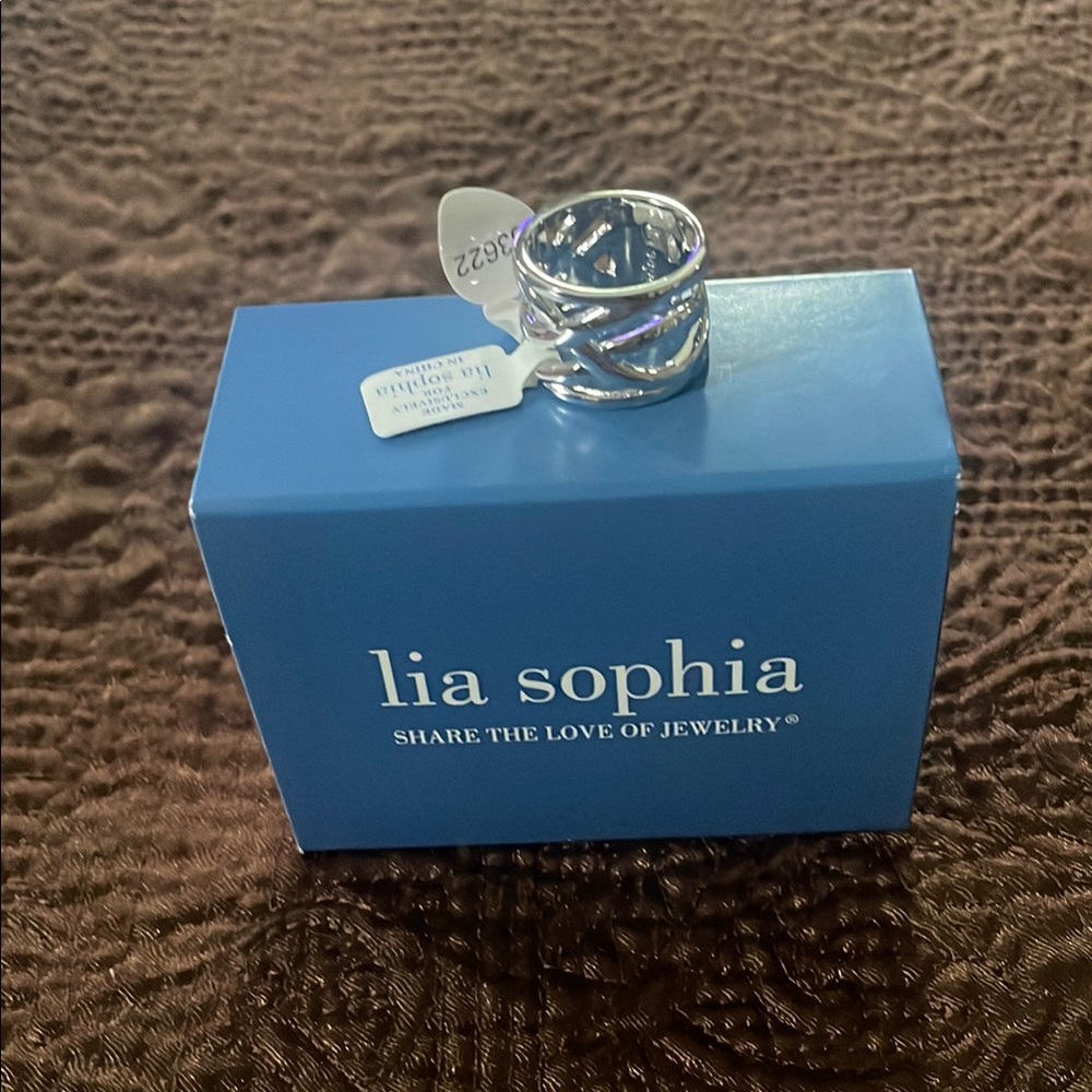 Lia Sophia Silver Ring New with Tags